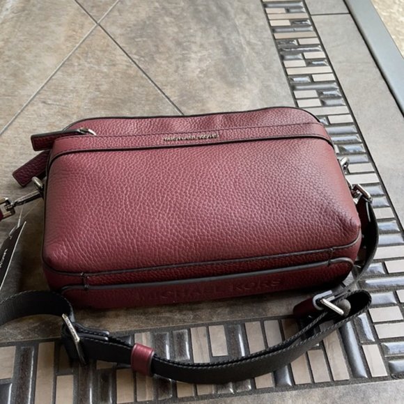 Michael Kors Cooper Utility Crossbody Leather Merlot - Picture 2 of 16